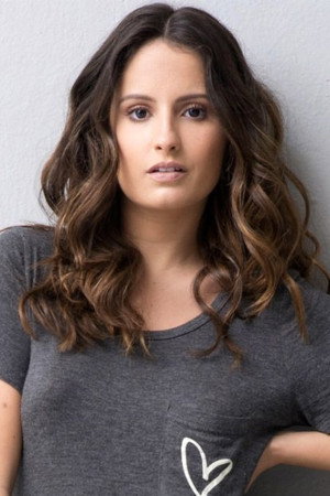 Amanda de Godoi portrait