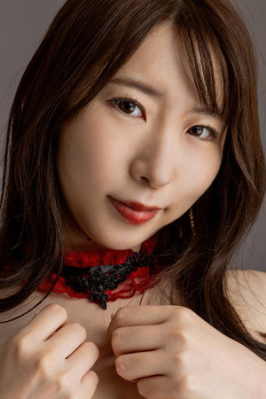 Monami Takarada portrait