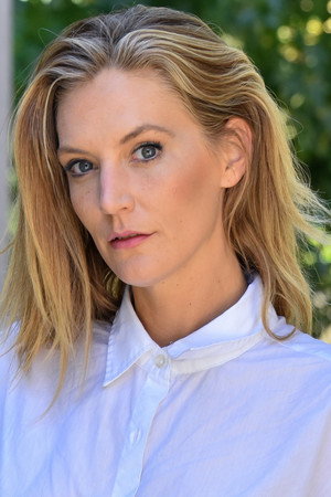 Mona Wales portrait