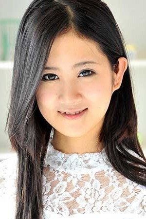 Ami Aoyama portrait