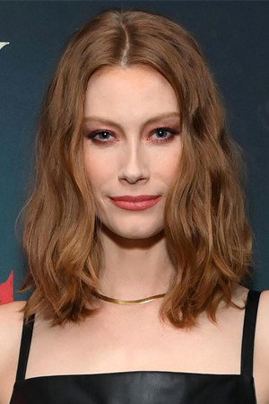 Alyssa Sutherland portrait