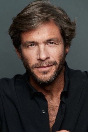 Iván Hermés portrait