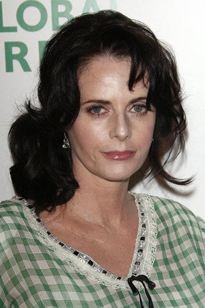 Lisa Blount portrait