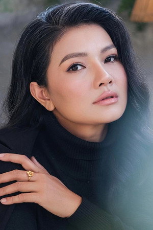 Kiều Trinh portrait