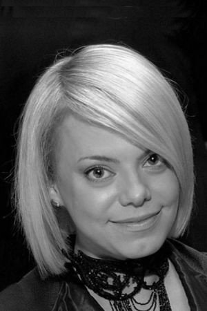 Yana Poplavskaya portrait