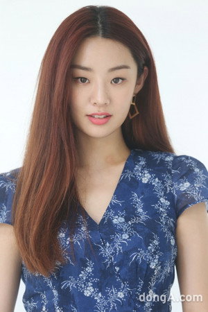 Stephanie Lee portrait