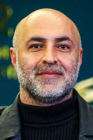 Tinoo Salehi portrait