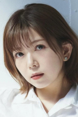 Yui Makino portrait