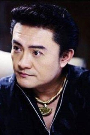 Lee Luo portrait