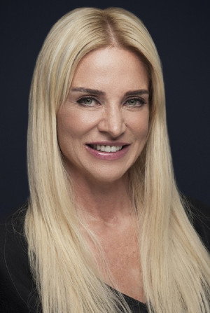 Buket Dereoğlu portrait