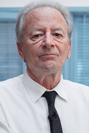 Mário Sérgio Conti portrait