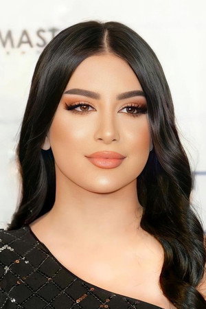Vania Salar portrait