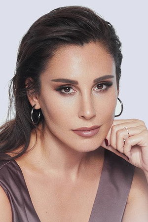 Funda Arar portrait