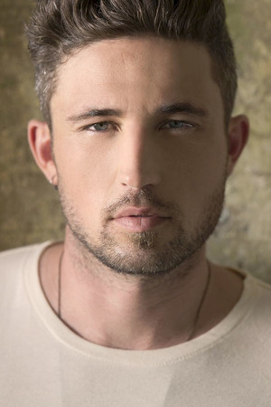 Michael Ray portrait