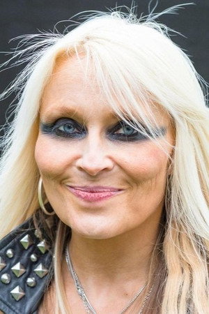 Doro Pesch portrait