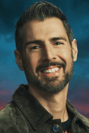 Rob Cesternino portrait