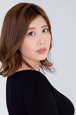 Ayumi Natsukawa portrait