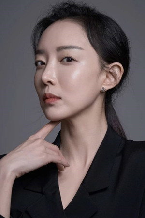 Ha Joo-hee portrait