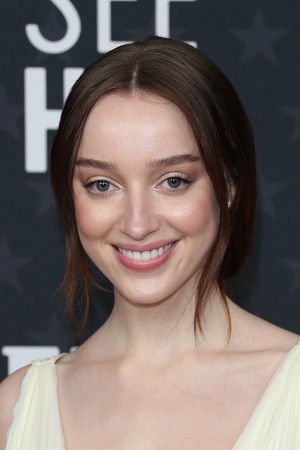 Phoebe Dynevor portrait
