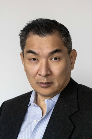 Ming Lo portrait