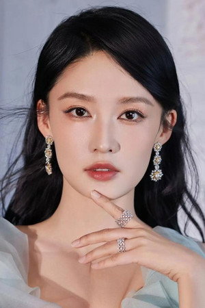 Li Qin portrait