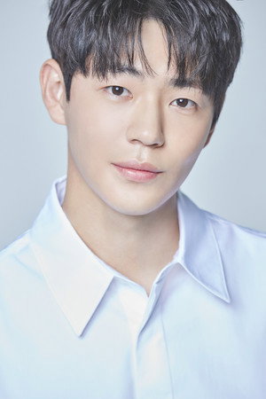Shin Jae-ha portrait