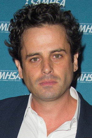 Luke Kirby portrait