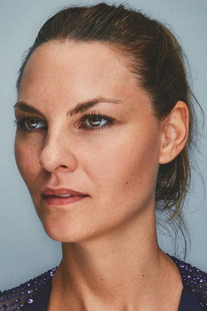 Austa Lea Jespersen portrait
