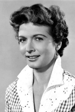 Carole Mathews portrait