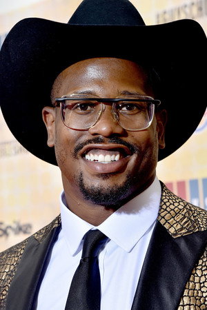 Von Miller portrait