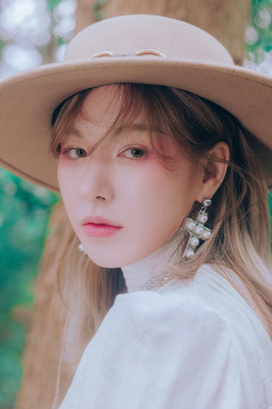 WENDY portrait