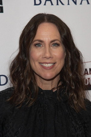 Miriam Shor portrait