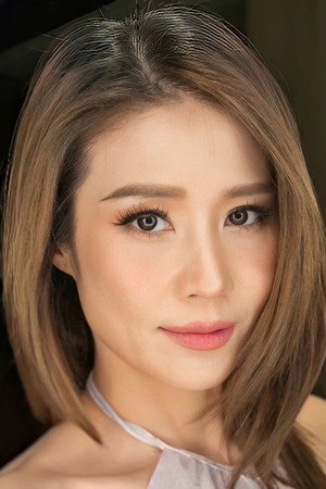 Kornpassorn Ratanameathanont portrait