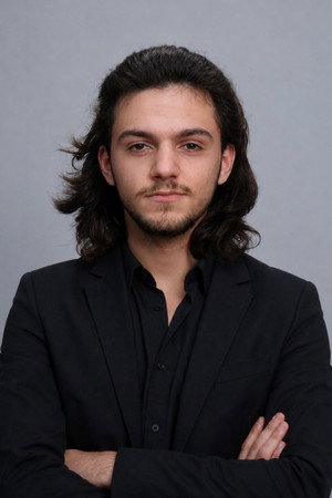 Aro Hawsar portrait