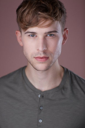 Tommy Dorfman portrait