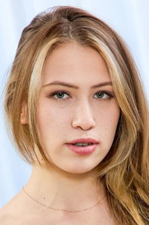 Nika Murr portrait