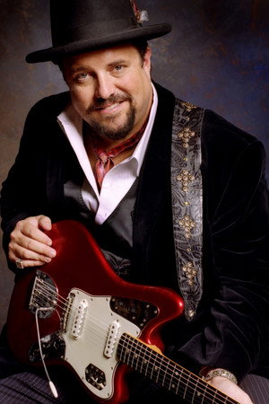 Raul Malo portrait