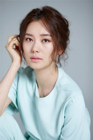 Hwang Sun-hee portrait