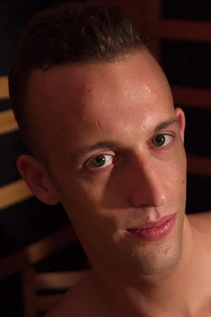 Jo Udinov portrait