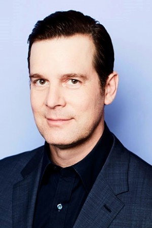 Peter Krause portrait
