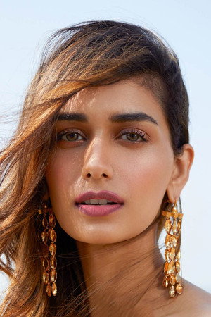 Manushi Chhillar portrait