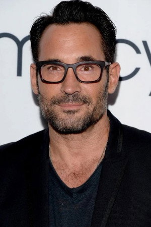 Gregory Zarian portrait