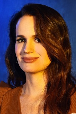 Elizabeth Reaser portrait