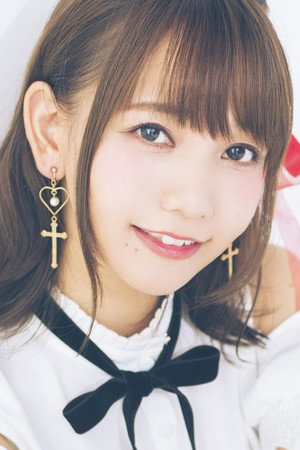 Azumi Waki portrait