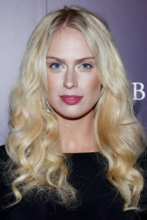 CariDee English portrait