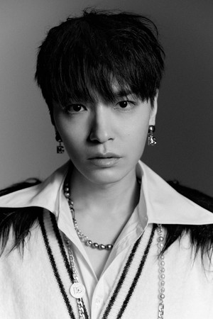 Simon Dominic portrait