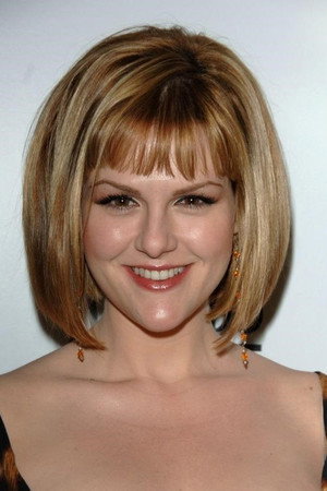 Sara Rue portrait