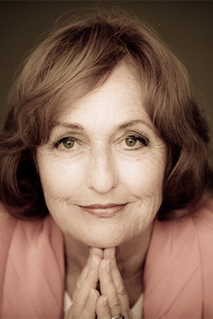 Paula Majoor portrait