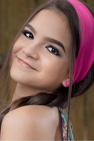 Mel Maia portrait