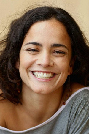 Alice Braga portrait